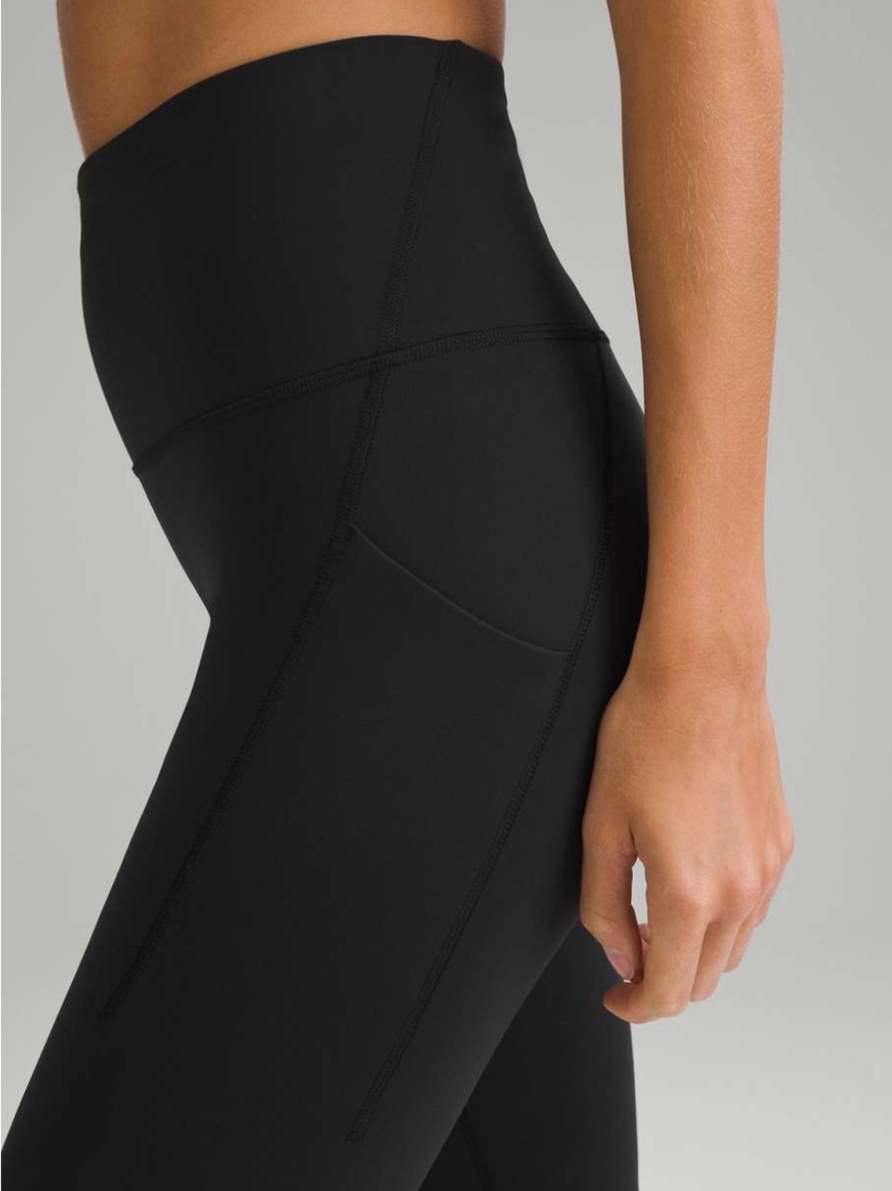 Lululemon Wunder Train High-Rise Tight with Pockets 28" Black Size 6